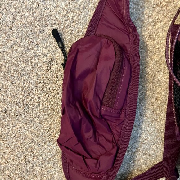 Like New - Eddie Bauer Ripstop Sling Backpack - Dark Plum - Picture 5 of 5